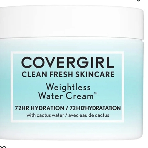 Mosturizer and primer in one featuring cactus water with hyaluronic acid - Picture 12 of 12